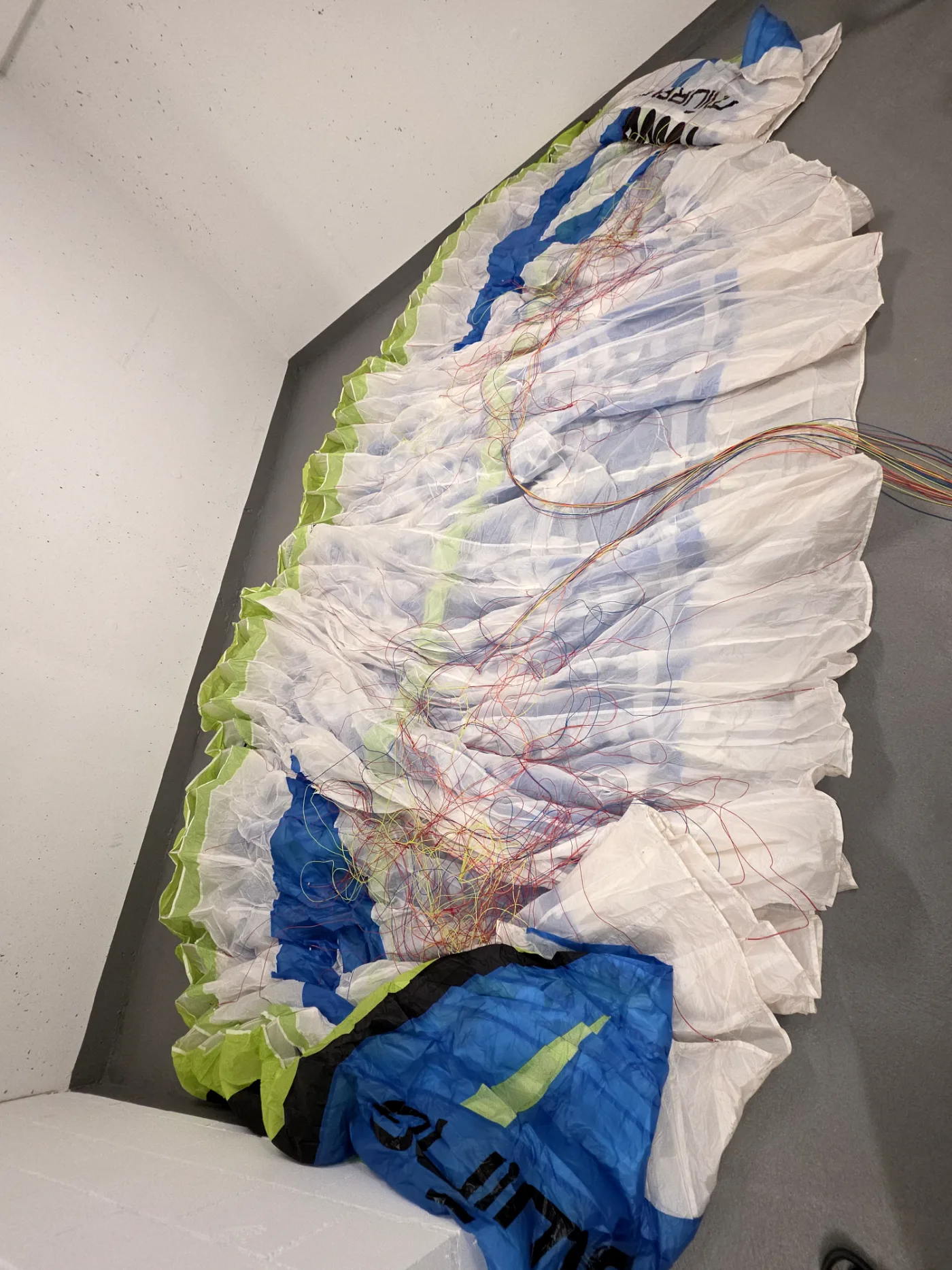 Used Swing Miura paraglider, size ML 90-110, excellent condition for sale — photo 3 of 5