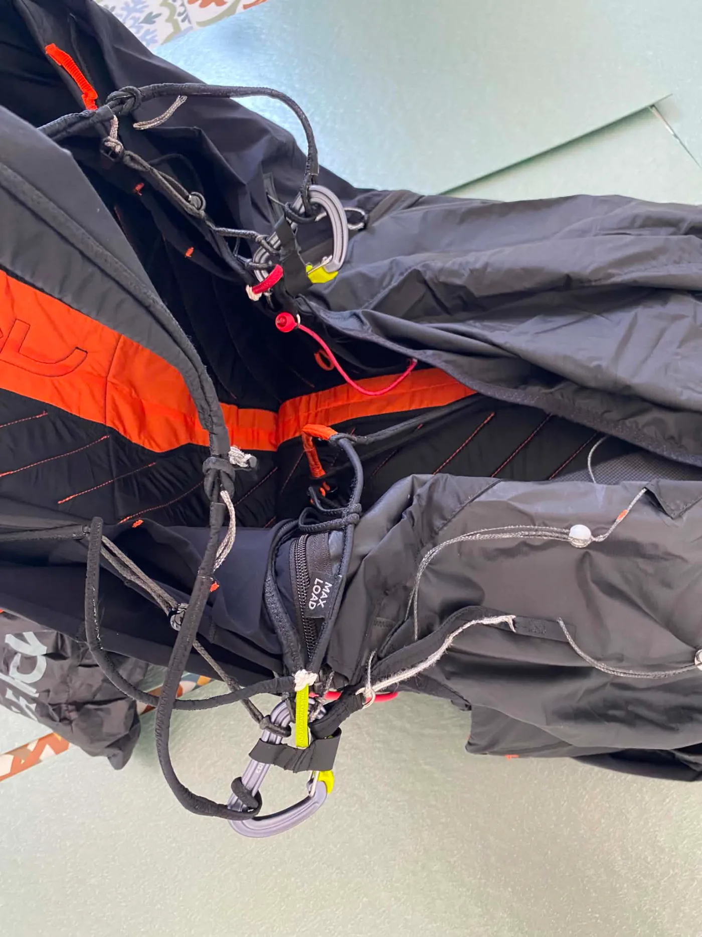 Used Niviuk Arrow P paragliding harness, size L, unused for sale — photo 4 of 4