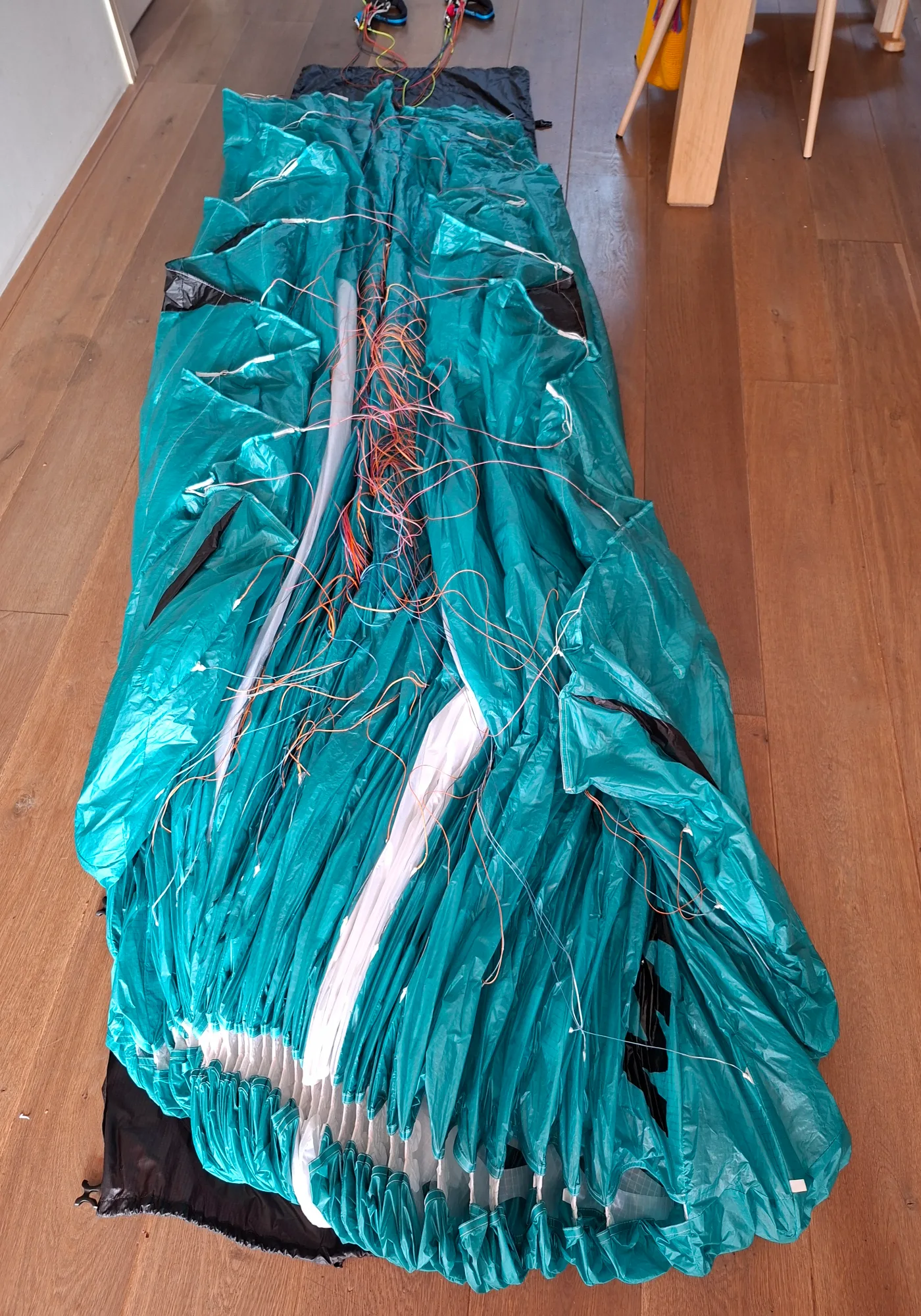 Used Flow Paragliders Mystic+ paraglider, size S, mint condition for sale — photo 1 of 4