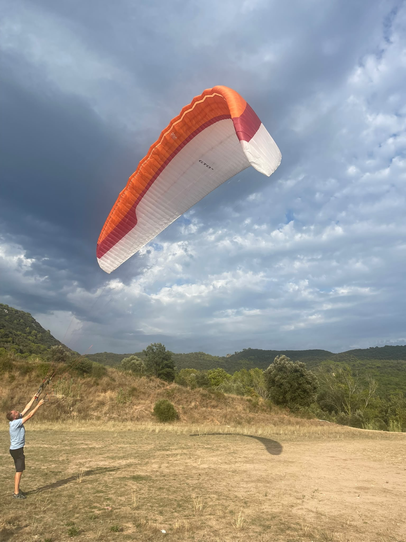 Used Gin GTO 3 paraglider, size S, excellent condition for sale — photo 2 of 5