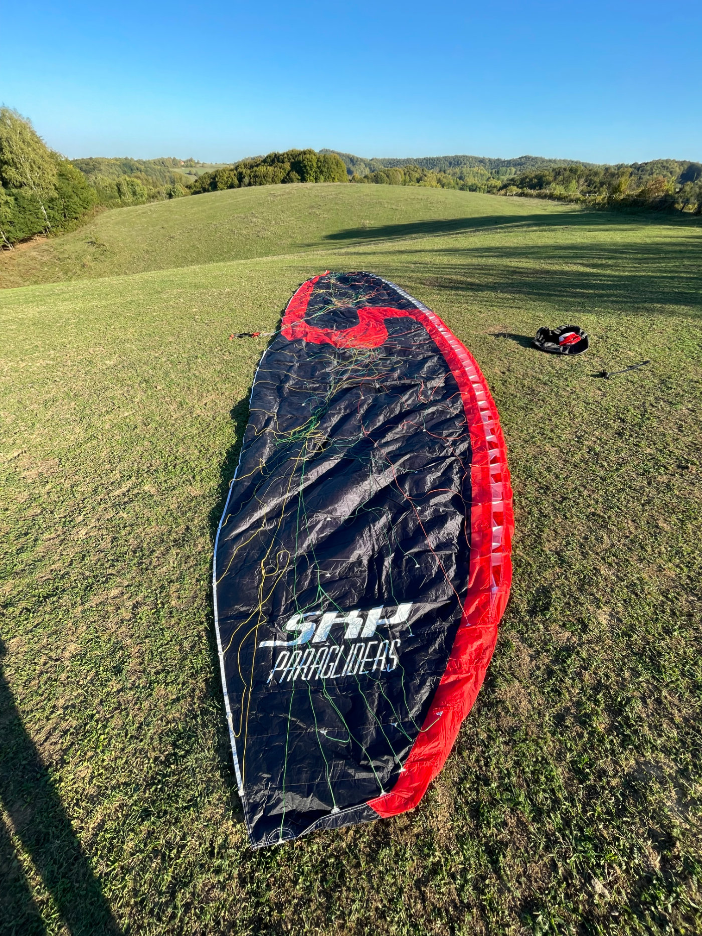 Used Sky Paragliders Antea paraglider, size L, excellent condition for sale — photo 2 of 5