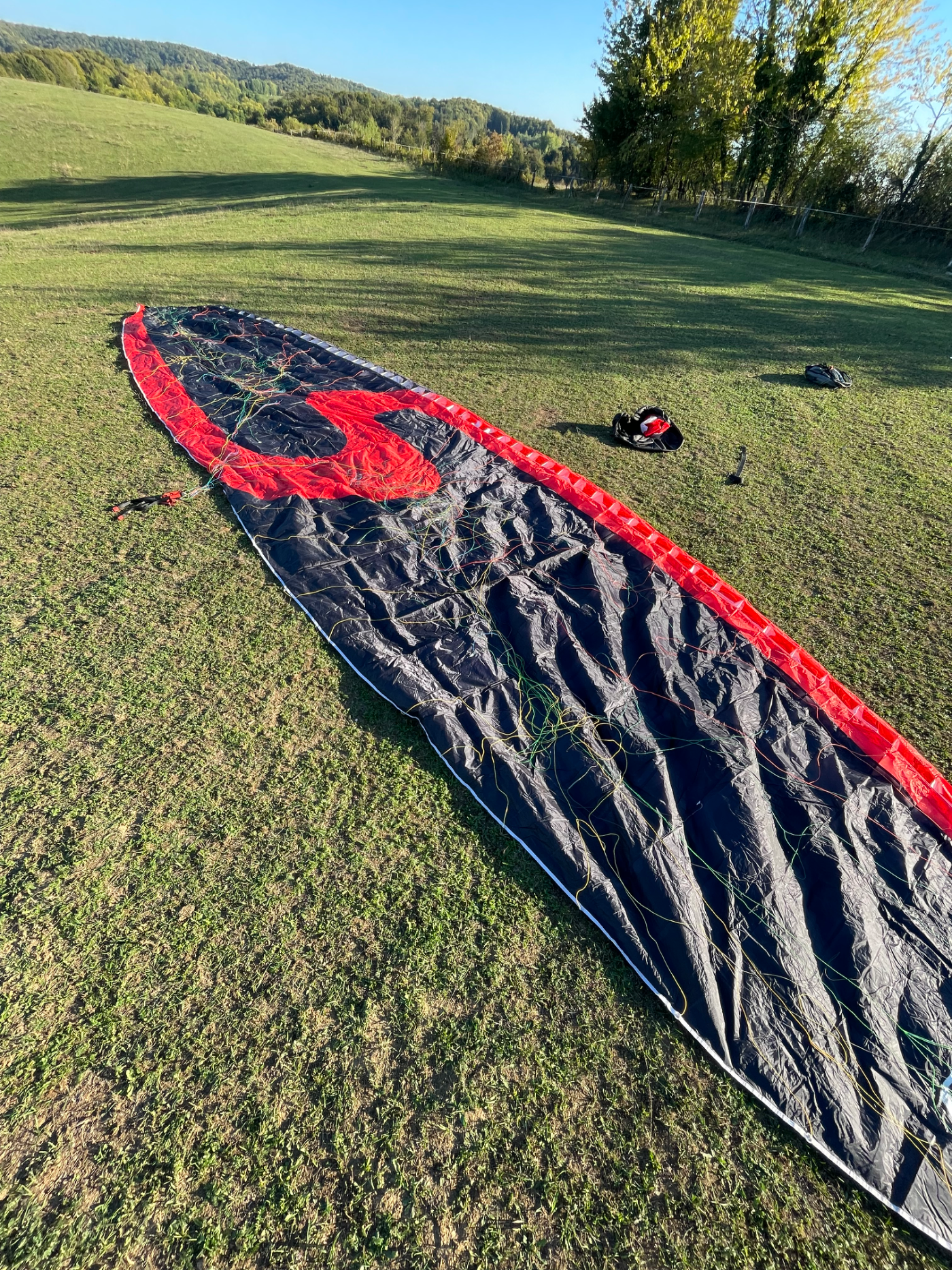 Used Sky Paragliders Antea paraglider, size L, excellent condition for sale — photo 4 of 5