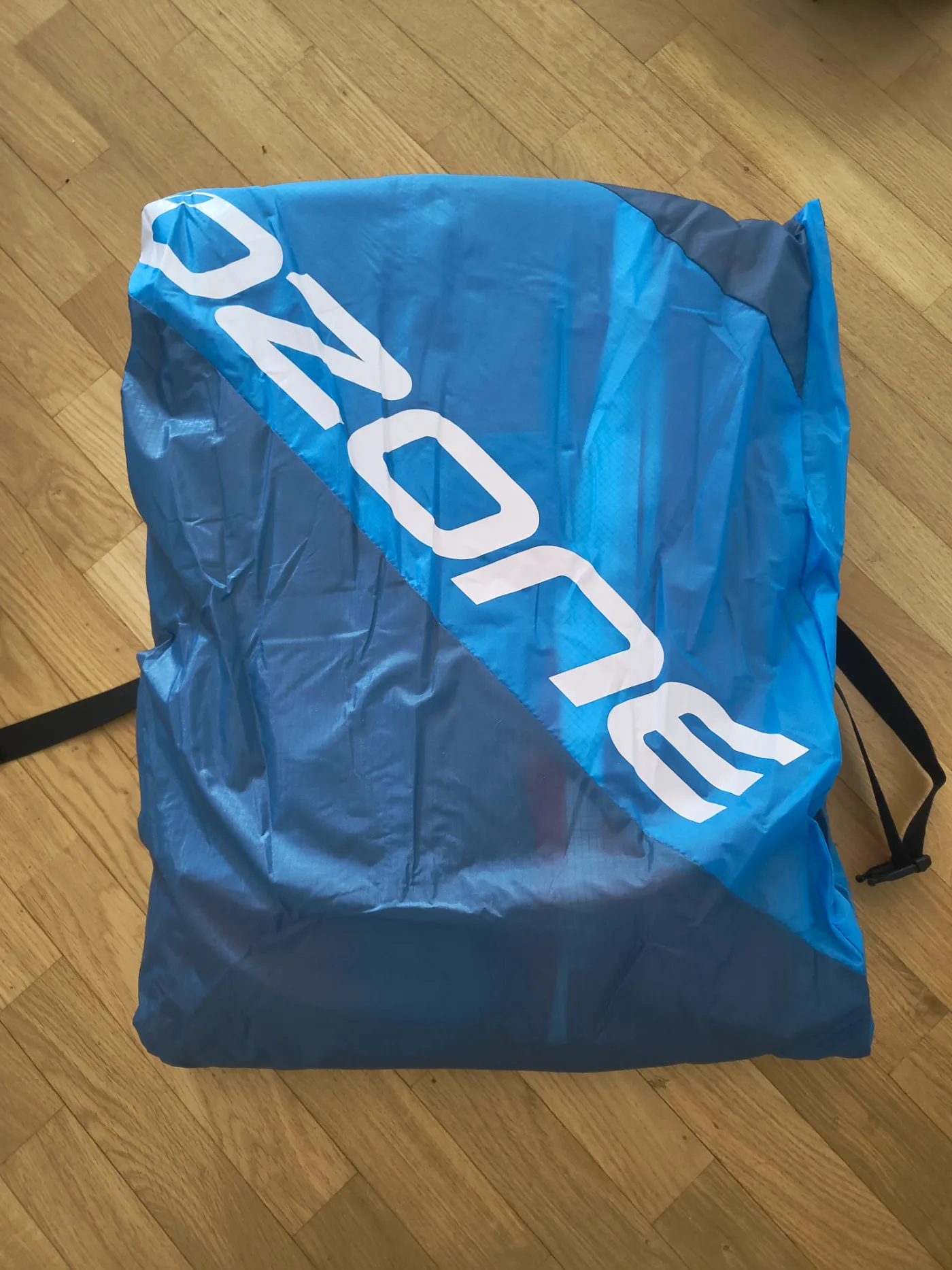 Used Ozone Alta GT paraglider, size S, unused for sale — photo 2 of 2