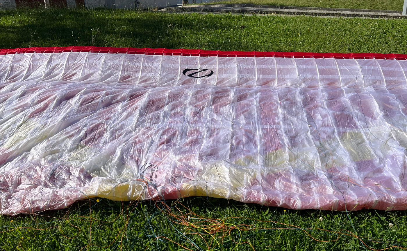 Used Ozone Zeno 2 paraglider, size L, very good condition for sale — photo 4 of 5