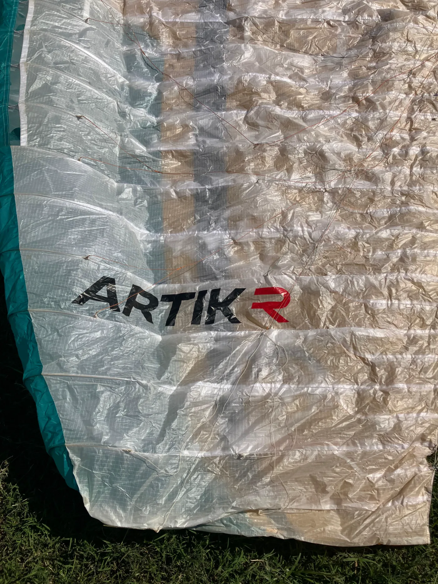 Used Niviuk Artik R paraglider, size 23, excellent condition for sale — photo 1 of 5