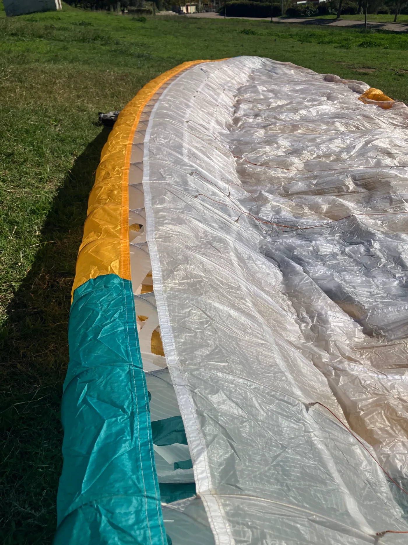 Used Niviuk Artik R paraglider, size 23, excellent condition for sale — photo 2 of 5