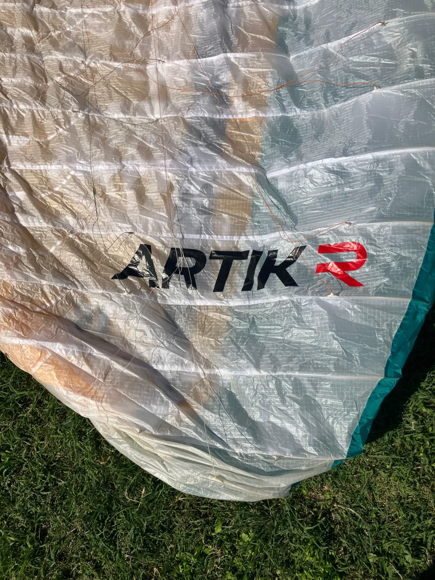 Used Niviuk Artik R paraglider, size 23, excellent condition for sale — photo 3 of 5