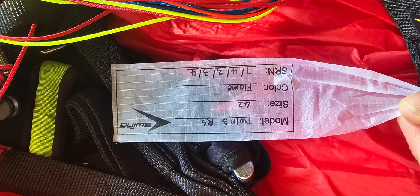 Used Swing Twin 3 RS tandem paraglider, size 42, unused for sale — photo 1 of 5