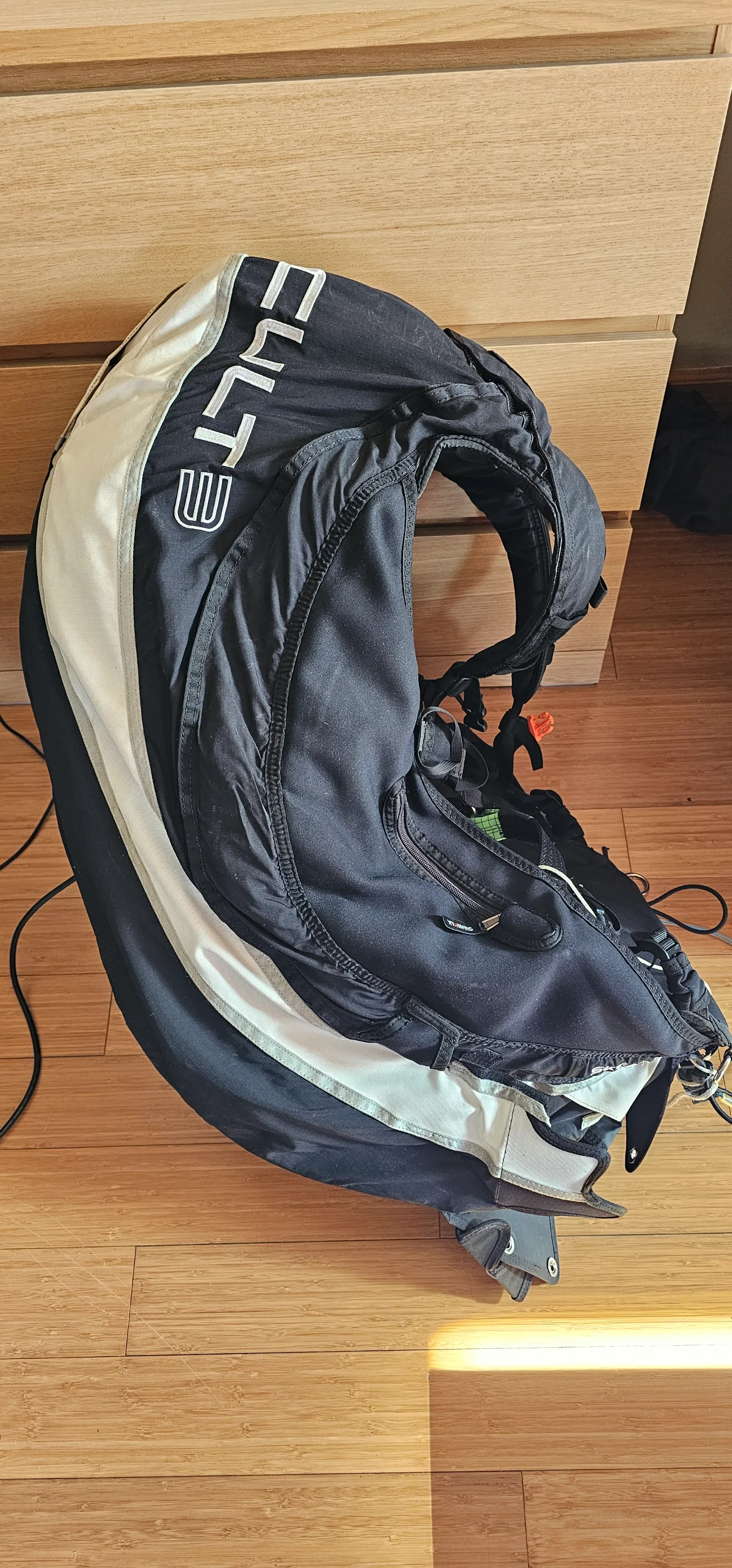 Used Skywalk Cult 3 paragliding harness, size M, good condition for sale — photo 2 of 5